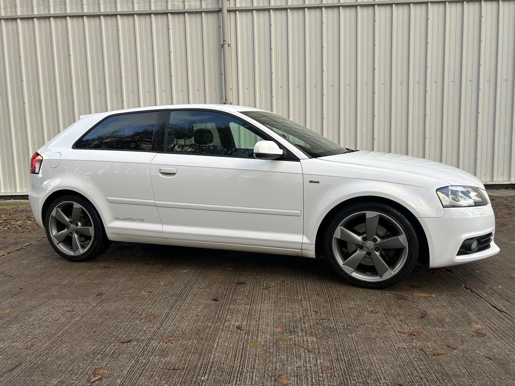 Audi A3 2.0 TDI Black Edition Hatchback 3dr Diesel Manual quattro Euro 5 (s/s) (170 ps)