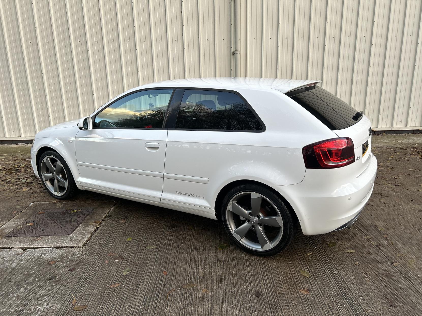 Audi A3 2.0 TDI Black Edition Hatchback 3dr Diesel Manual quattro Euro 5 (s/s) (170 ps)