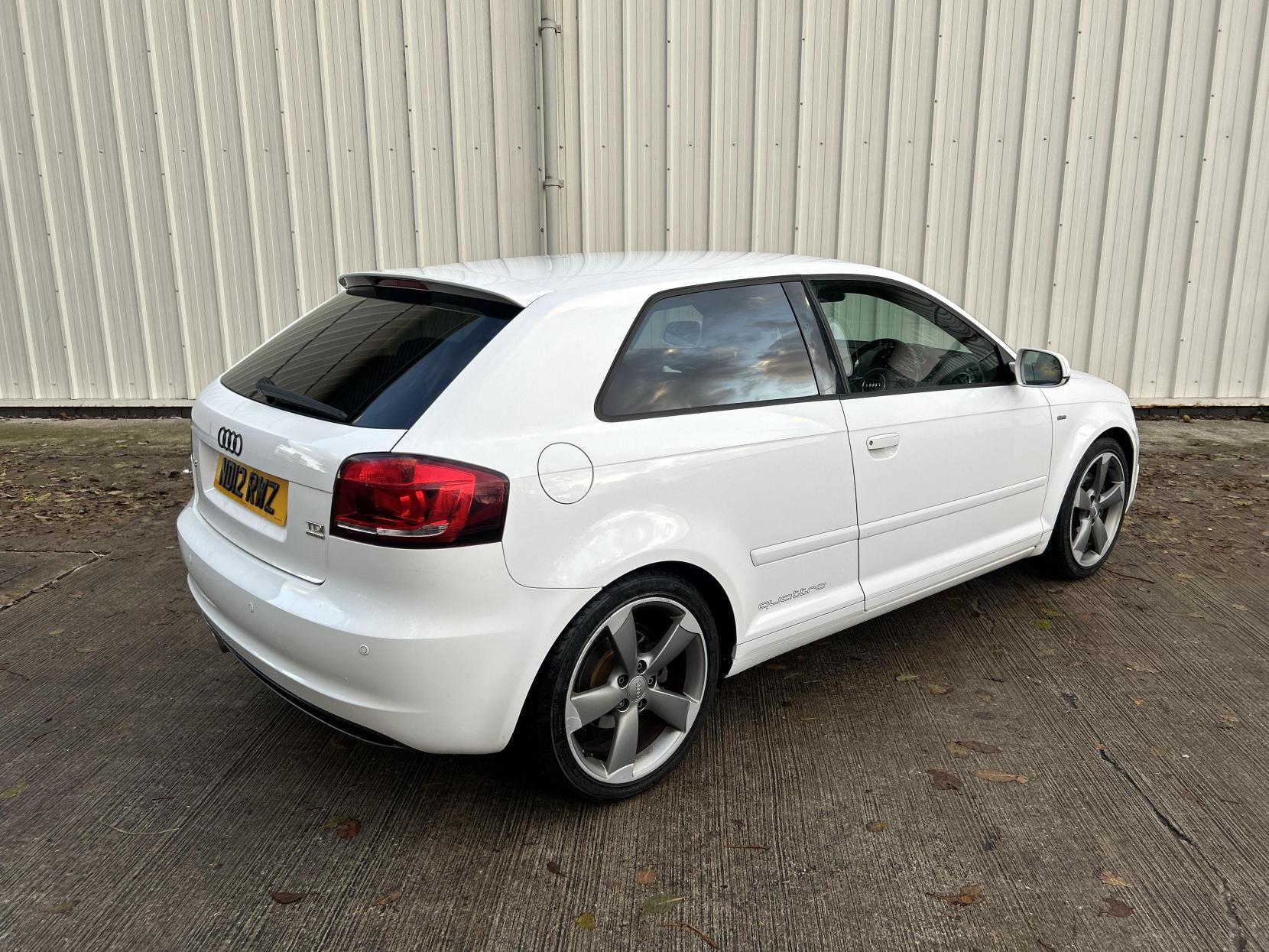 Audi A3 2.0 TDI Black Edition Hatchback 3dr Diesel Manual quattro Euro 5 (s/s) (170 ps)