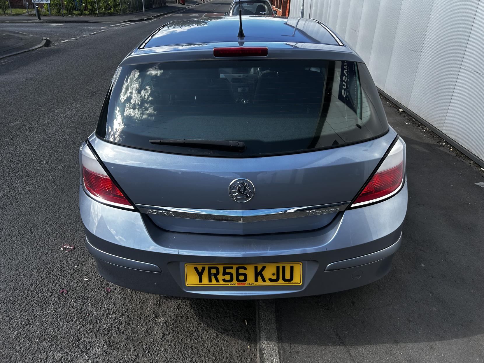 Vauxhall Astra 1.6i 16v Active Hatchback 5dr Petrol Manual (158 g/km, 103 bhp)