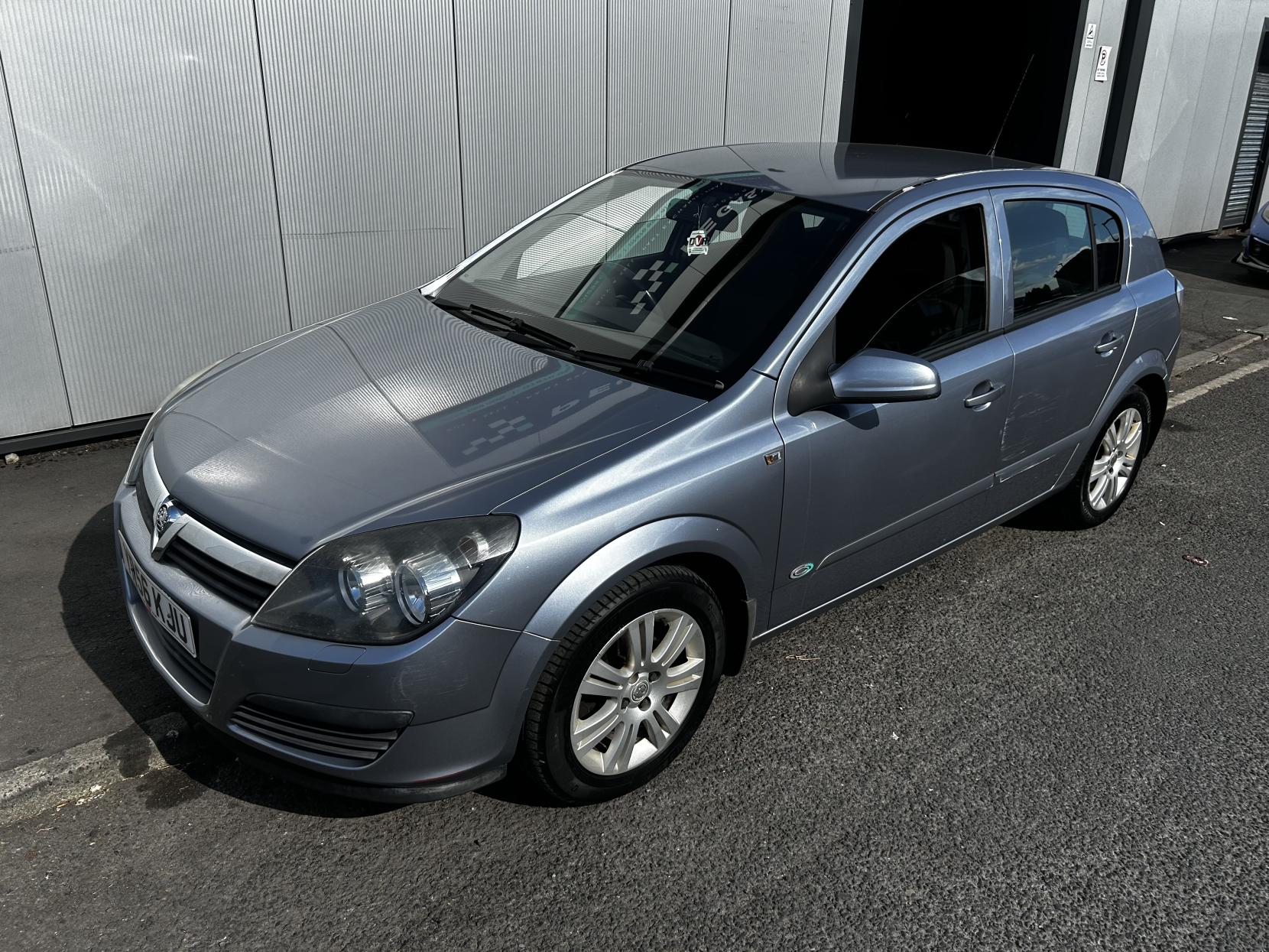 Vauxhall Astra 1.6i 16v Active Hatchback 5dr Petrol Manual (158 g/km, 103 bhp)
