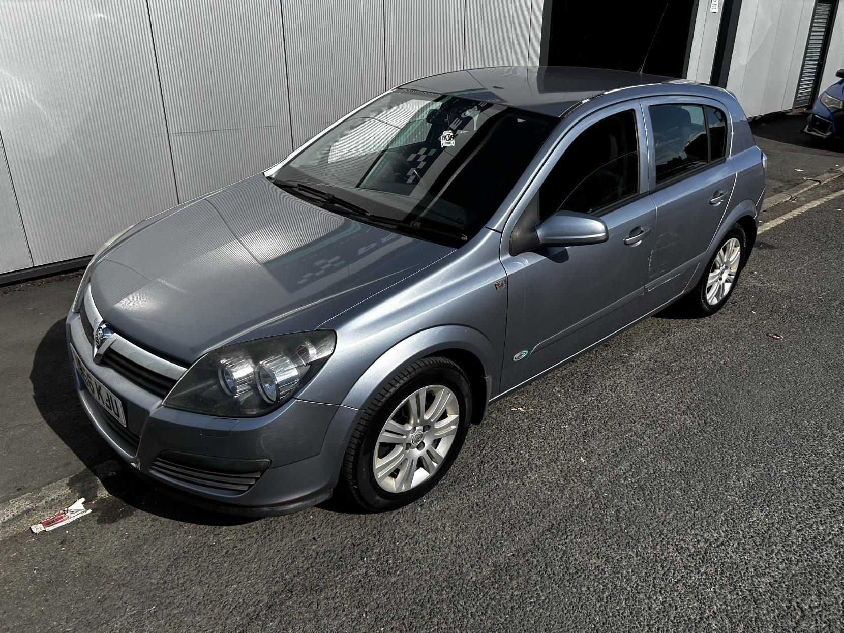 Vauxhall Astra 1.6i 16v Active Hatchback 5dr Petrol Manual (158 g/km, 103 bhp)