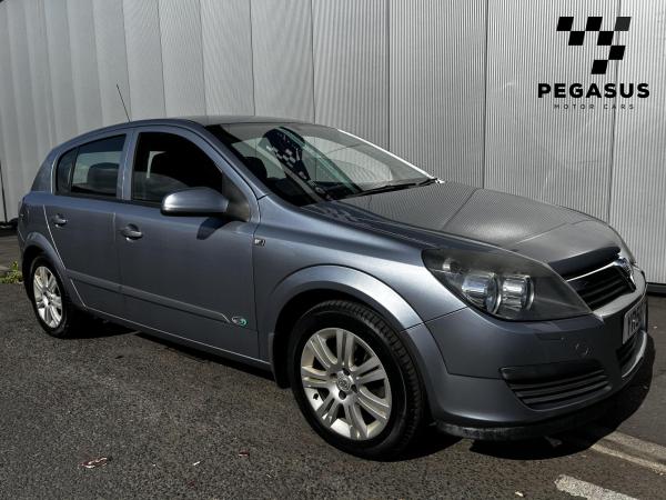 Vauxhall Astra 1.6i 16v Active Hatchback 5dr Petrol Manual (158 g/km, 103 bhp)