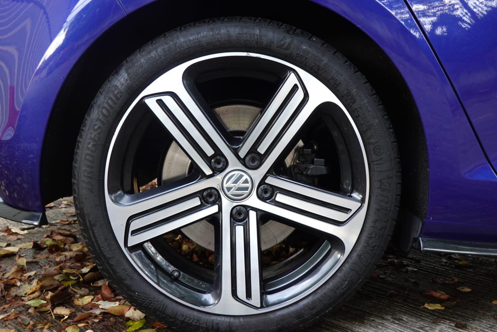 Volkswagen Golf 2.0 TSI BlueMotion Tech R Hatchback 5dr Petrol Manual 4Motion Euro 6 (s/s) (310 ps)