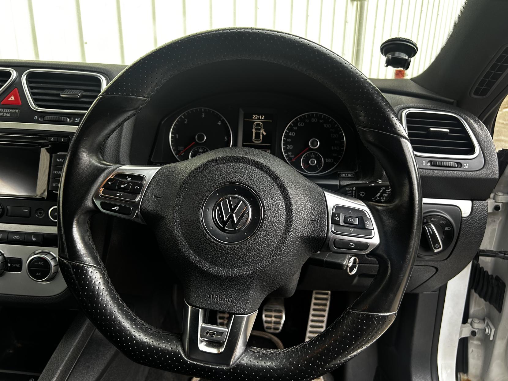 Volkswagen Scirocco 2.0 TDI BlueMotion Tech R-Line Hatchback 3dr Diesel Manual Euro 5 (s/s) (Leather, Nav) (140 ps)