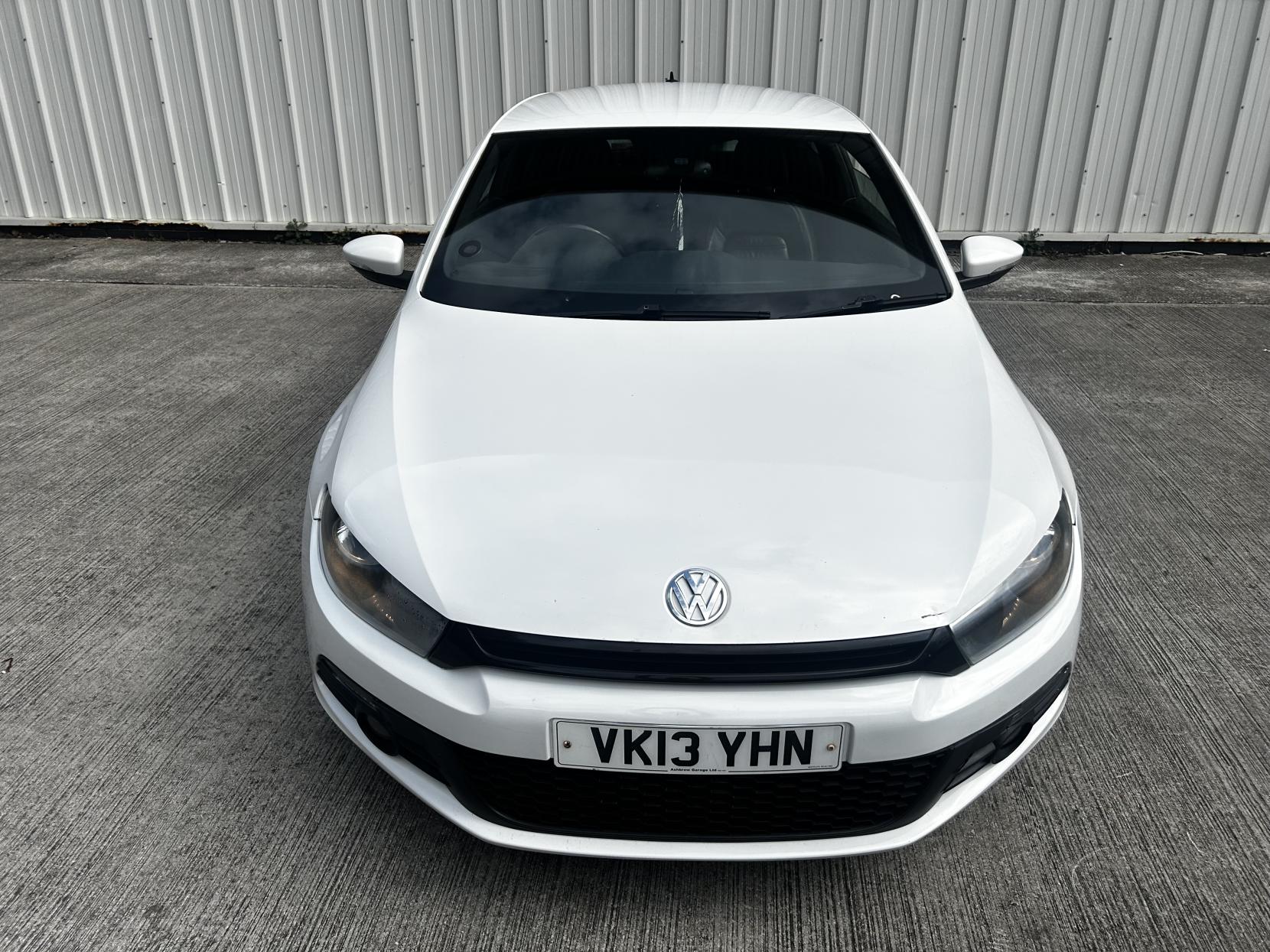 Volkswagen Scirocco 2.0 TDI BlueMotion Tech R-Line Hatchback 3dr Diesel Manual Euro 5 (s/s) (Leather, Nav) (140 ps)