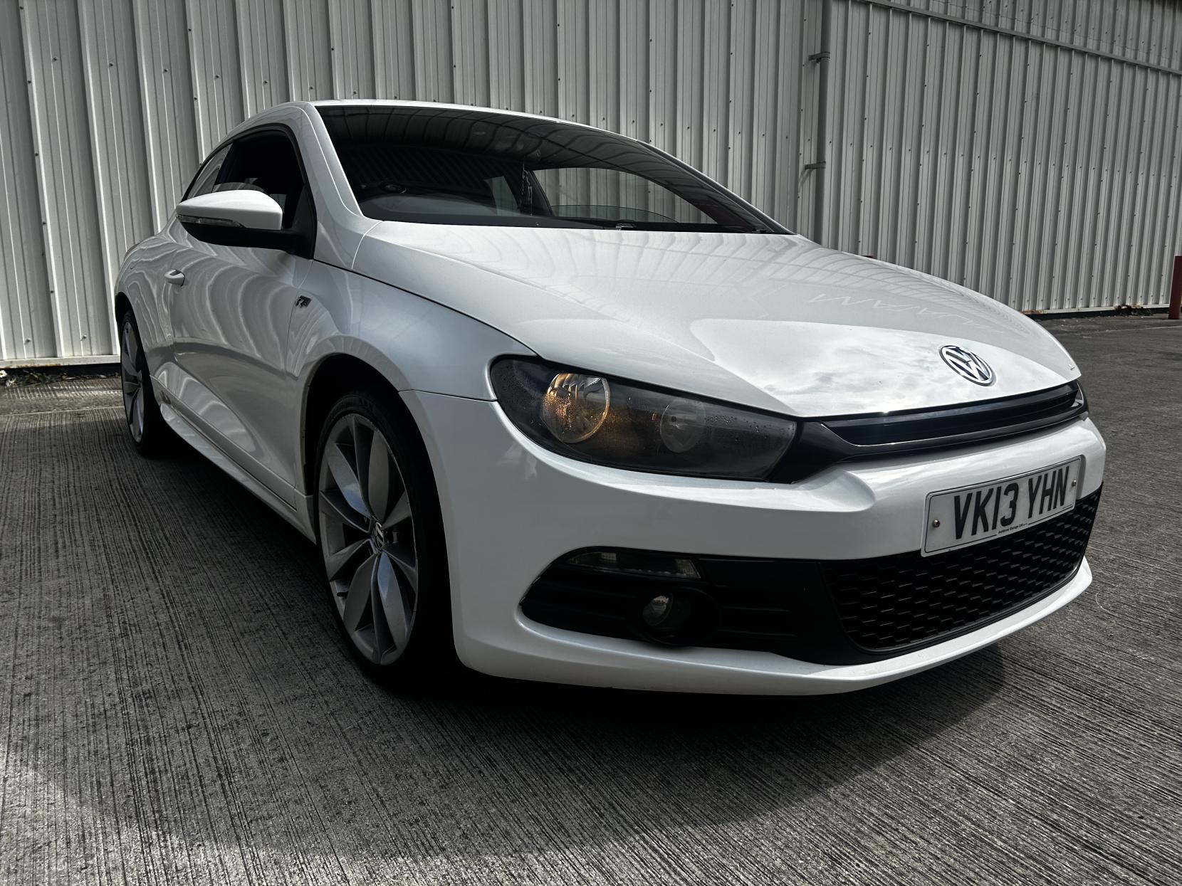 Volkswagen Scirocco 2.0 TDI BlueMotion Tech R-Line Hatchback 3dr Diesel Manual Euro 5 (s/s) (Leather, Nav) (140 ps)