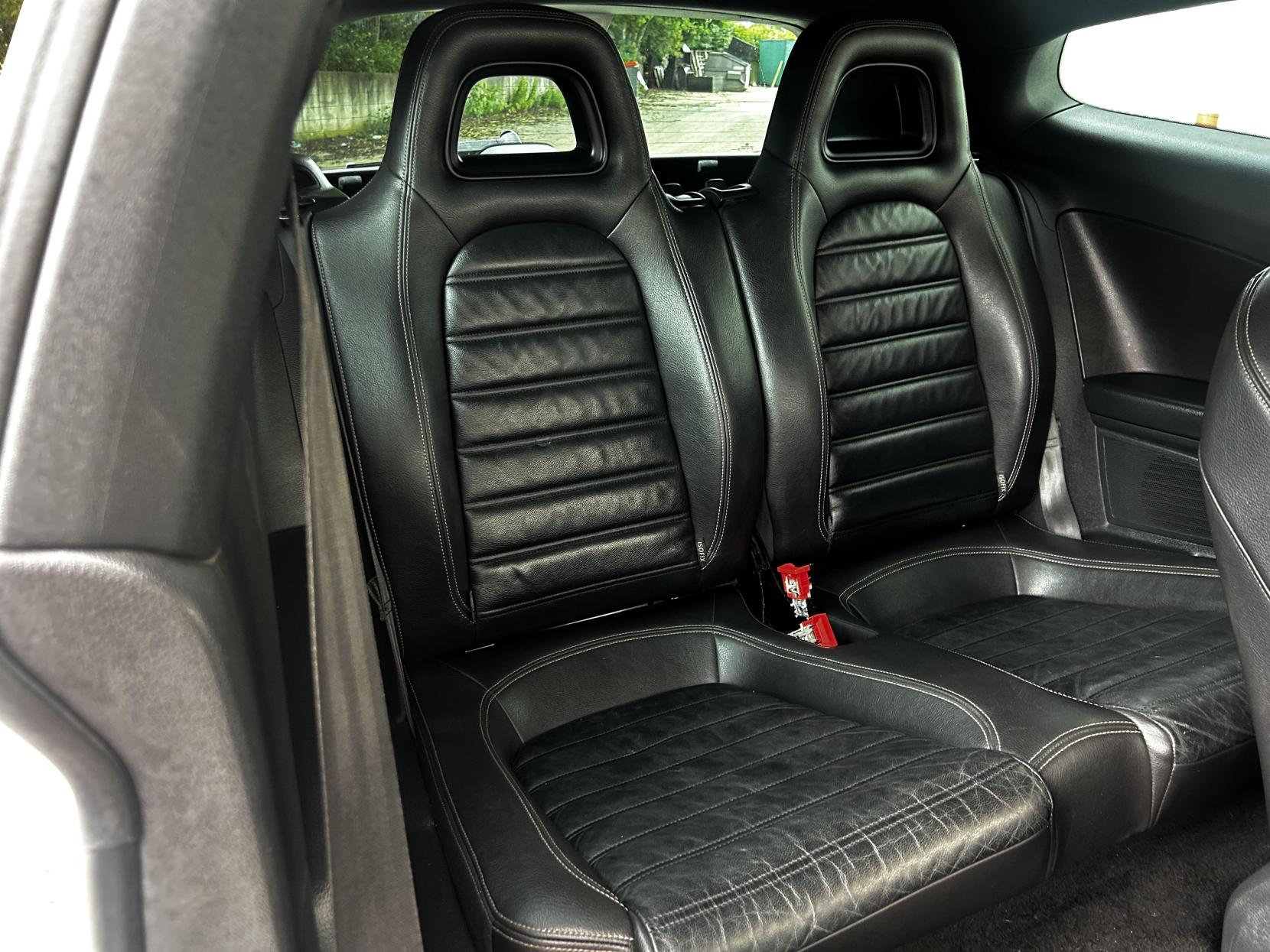 Volkswagen Scirocco 2.0 TDI BlueMotion Tech R-Line Hatchback 3dr Diesel Manual Euro 5 (s/s) (Leather, Nav) (140 ps)