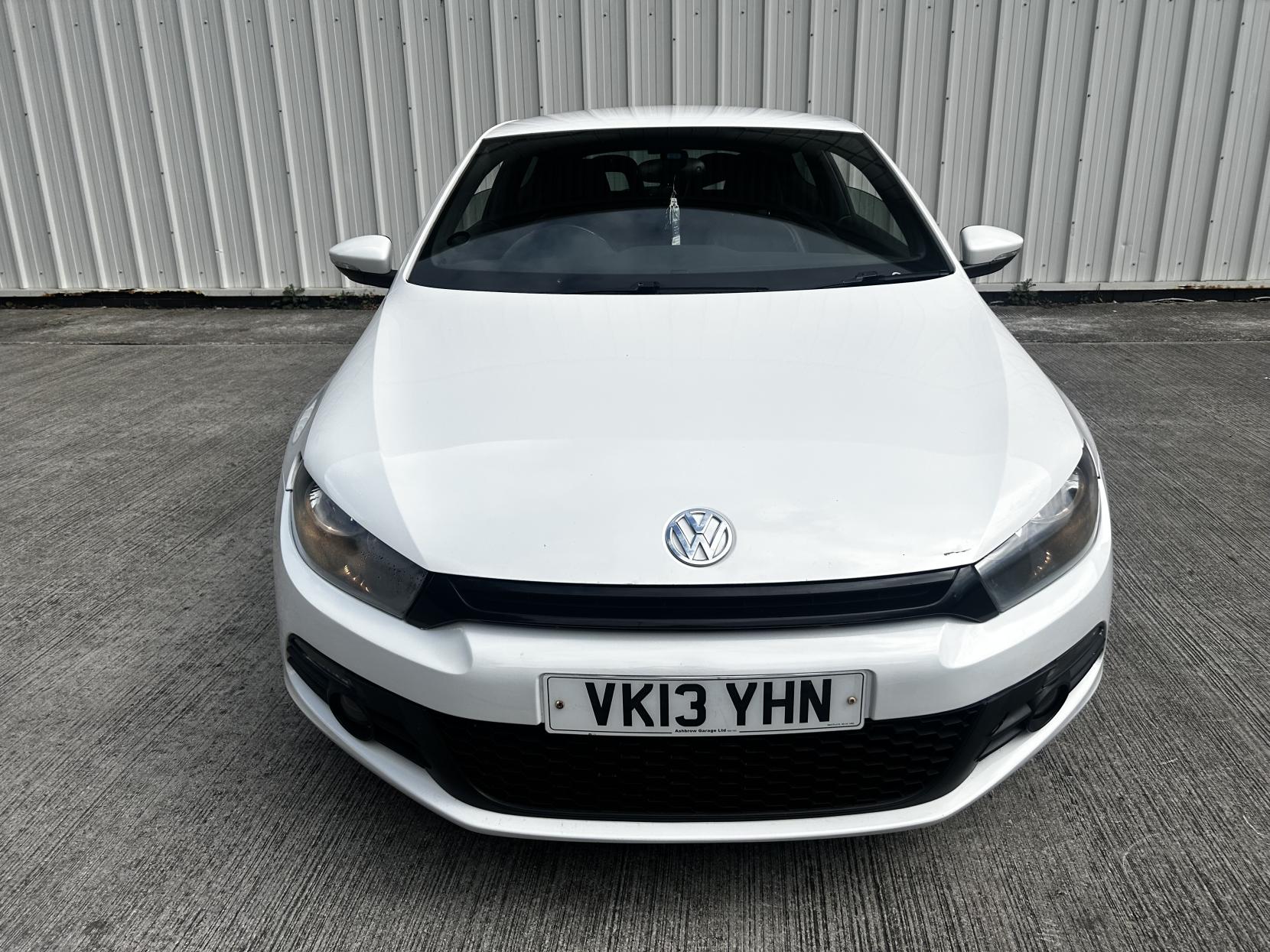 Volkswagen Scirocco 2.0 TDI BlueMotion Tech R-Line Hatchback 3dr Diesel Manual Euro 5 (s/s) (Leather, Nav) (140 ps)