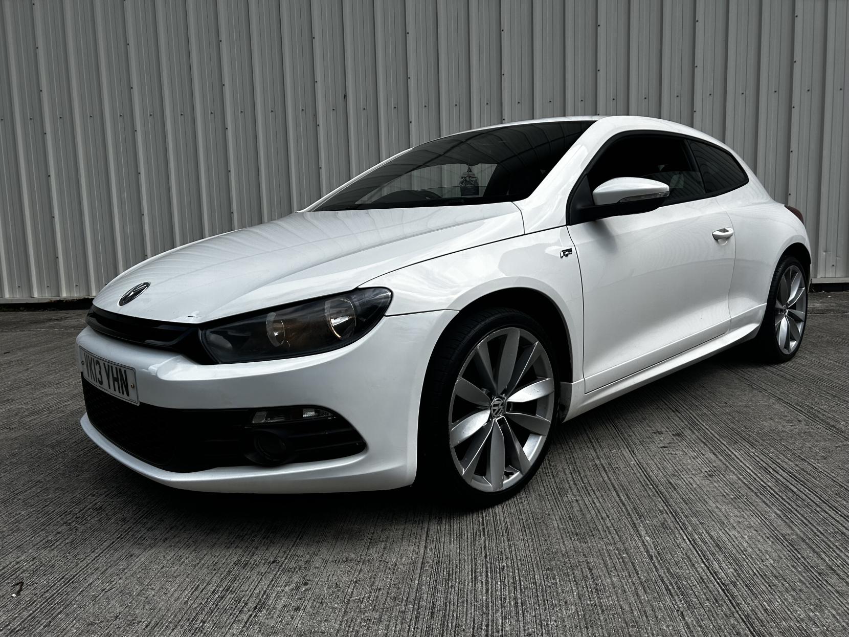 Volkswagen Scirocco 2.0 TDI BlueMotion Tech R-Line Hatchback 3dr Diesel Manual Euro 5 (s/s) (Leather, Nav) (140 ps)