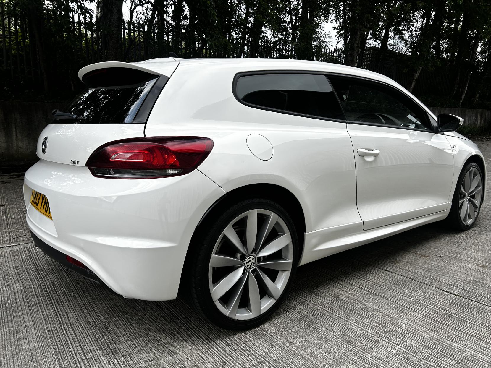 Volkswagen Scirocco 2.0 TDI BlueMotion Tech R-Line Hatchback 3dr Diesel Manual Euro 5 (s/s) (Leather, Nav) (140 ps)