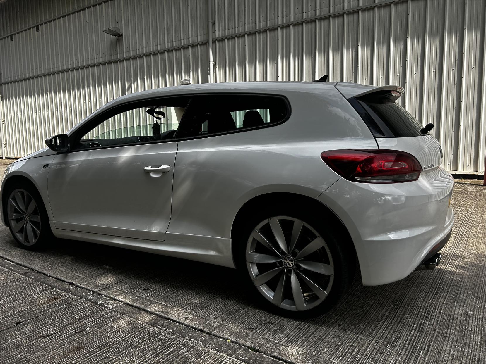 Volkswagen Scirocco 2.0 TDI BlueMotion Tech R-Line Hatchback 3dr Diesel Manual Euro 5 (s/s) (Leather, Nav) (140 ps)