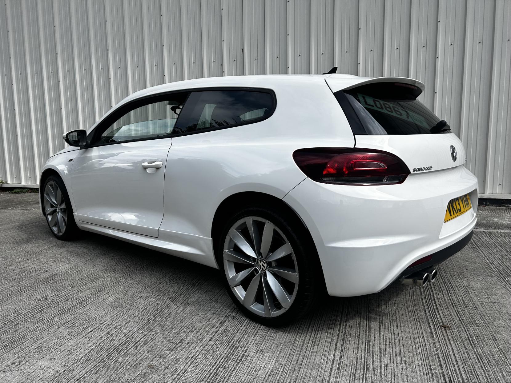 Volkswagen Scirocco 2.0 TDI BlueMotion Tech R-Line Hatchback 3dr Diesel Manual Euro 5 (s/s) (Leather, Nav) (140 ps)