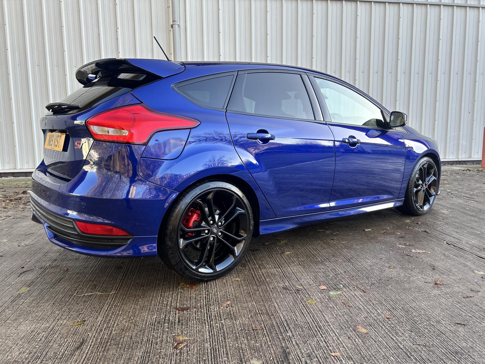 Ford Focus 2.0T EcoBoost ST-3 Hatchback 5dr Petrol Manual Euro 6 (s/s) (250 ps)