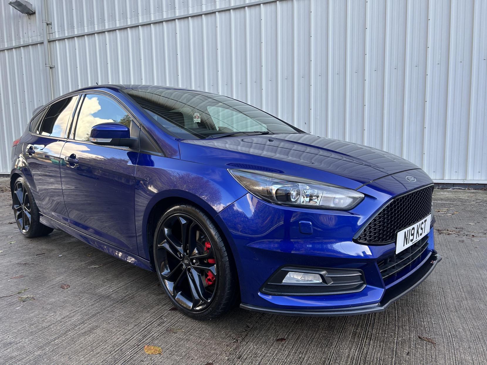 Ford Focus 2.0T EcoBoost ST-3 Hatchback 5dr Petrol Manual Euro 6 (s/s) (250 ps)