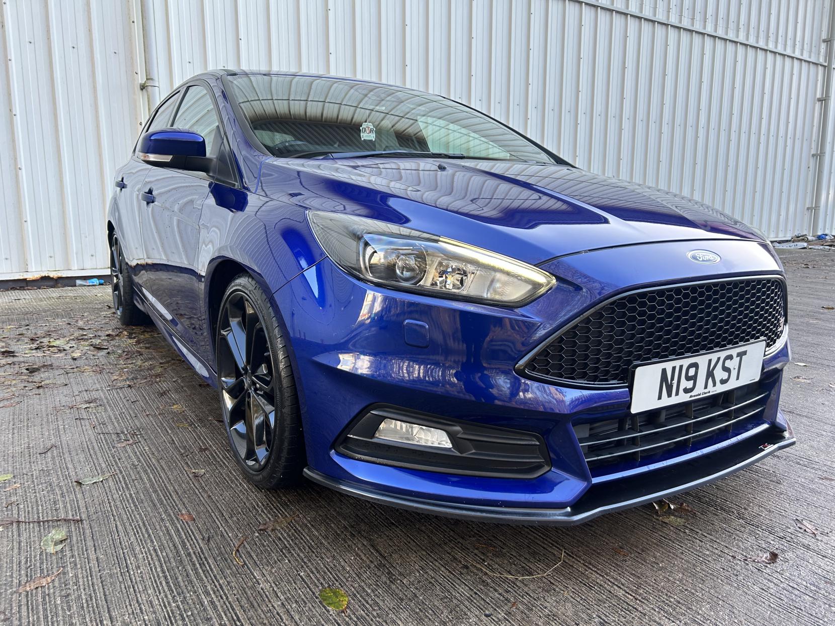 Ford Focus 2.0T EcoBoost ST-3 Hatchback 5dr Petrol Manual Euro 6 (s/s) (250 ps)