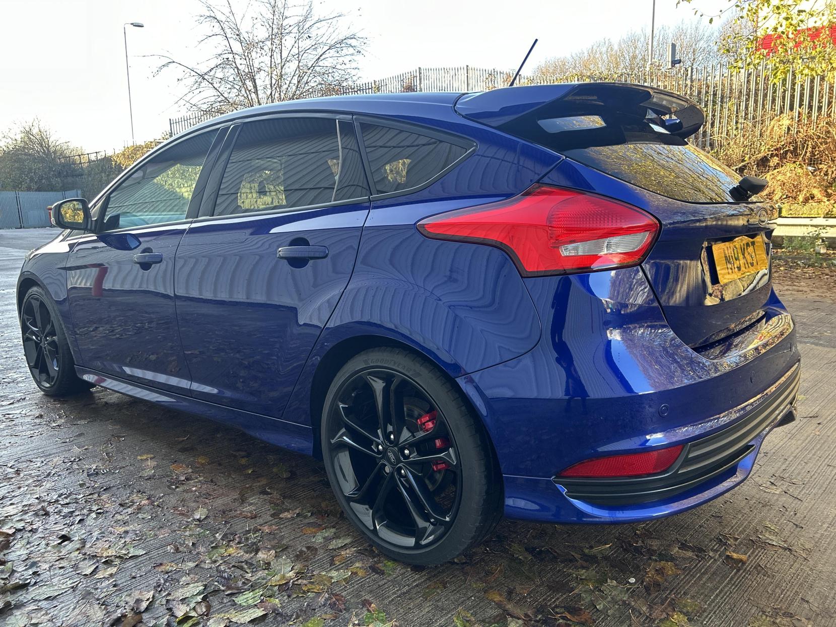 Ford Focus 2.0T EcoBoost ST-3 Hatchback 5dr Petrol Manual Euro 6 (s/s) (250 ps)