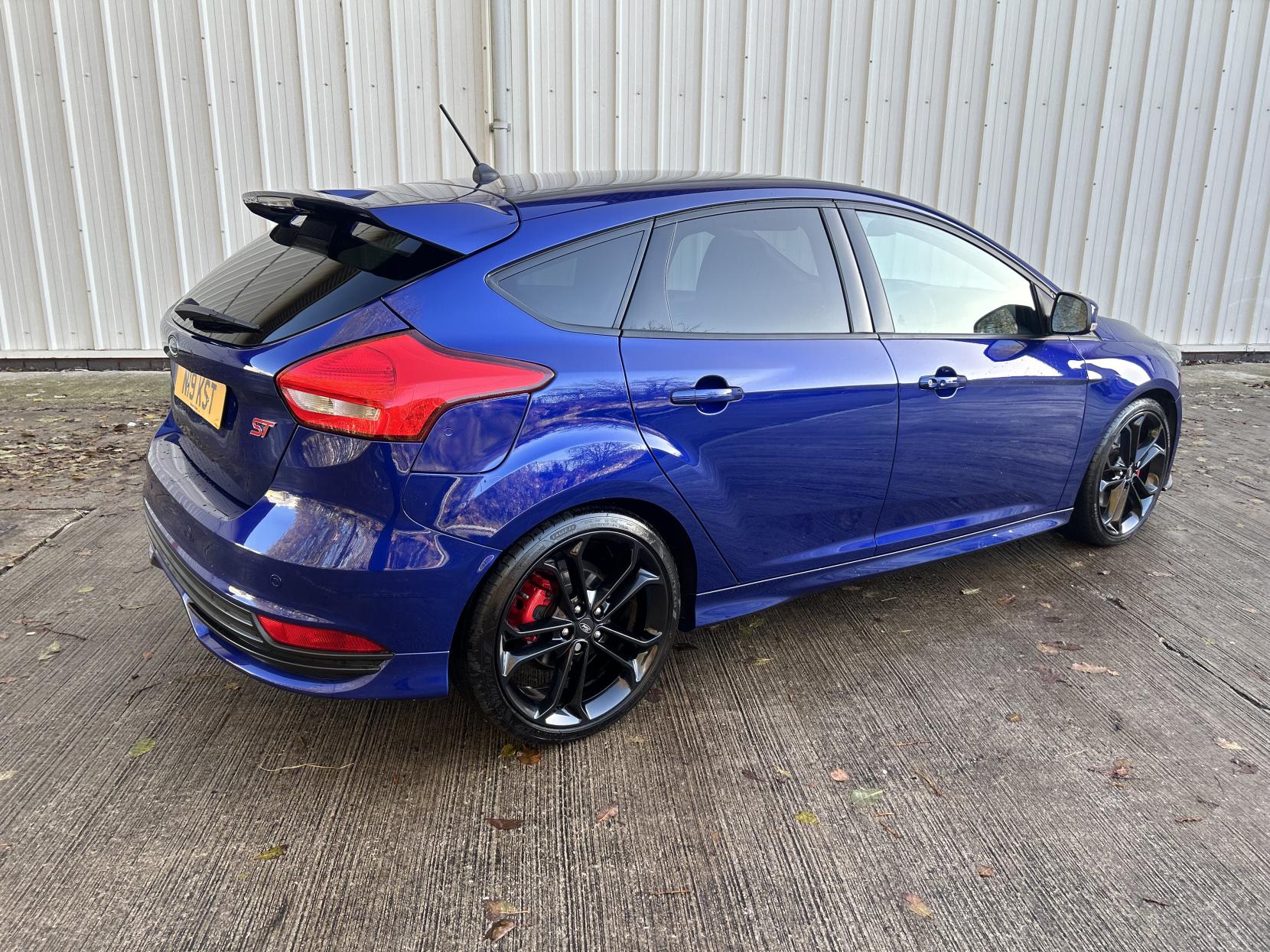 Ford Focus 2.0T EcoBoost ST-3 Hatchback 5dr Petrol Manual Euro 6 (s/s) (250 ps)