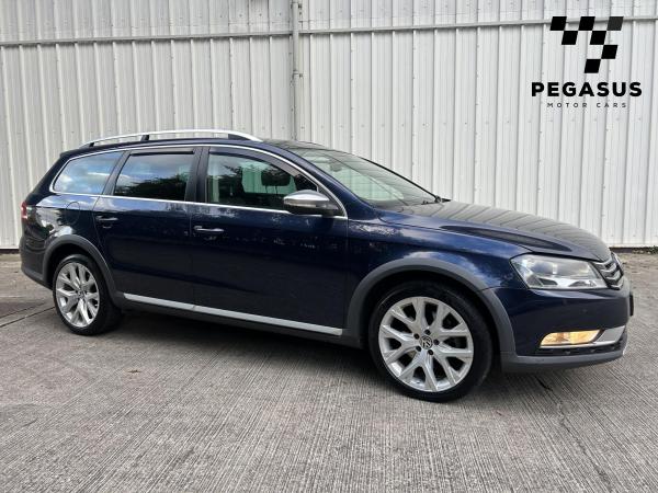 Volkswagen Passat 2.0 TDI BlueMotion Tech Alltrack Estate 5dr Diesel Manual 4Motion Euro 5 (s/s) (140 ps)