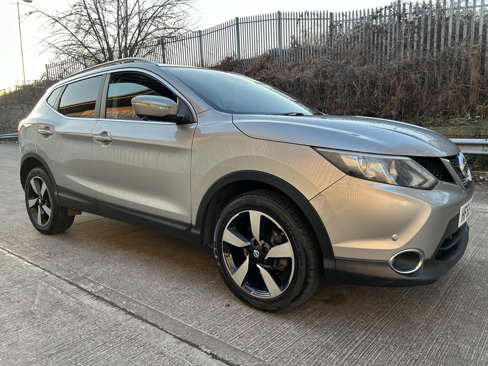 Nissan Qashqai 1.2 DIG-T n-tec+ SUV 5dr Petrol Manual 2WD Euro 6 (s/s) (115 ps)