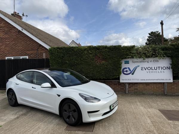 Tesla Model 3 Standard Range Plus Saloon 4dr Electric Auto RWD (241 bhp)