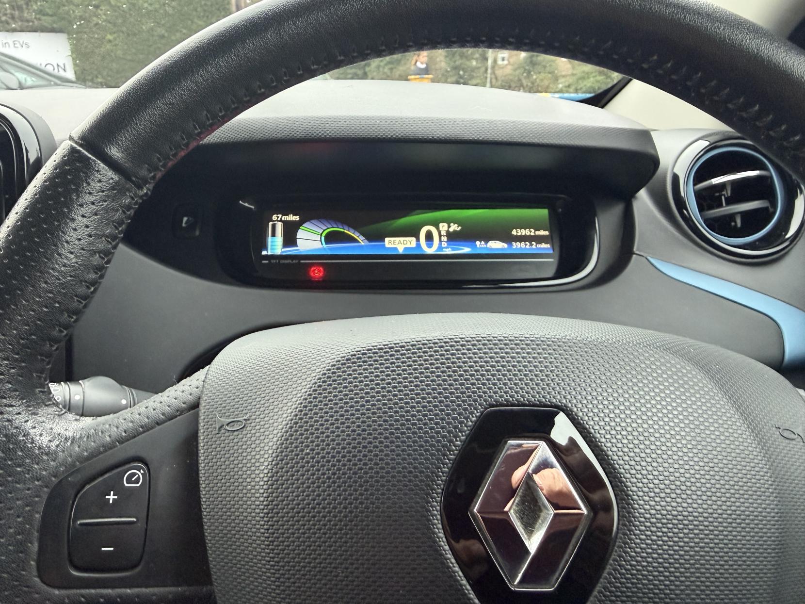 Renault Zoe R90 41kWh Dynamique Nav Hatchback 5dr Electric Auto (i) (92 bhp)