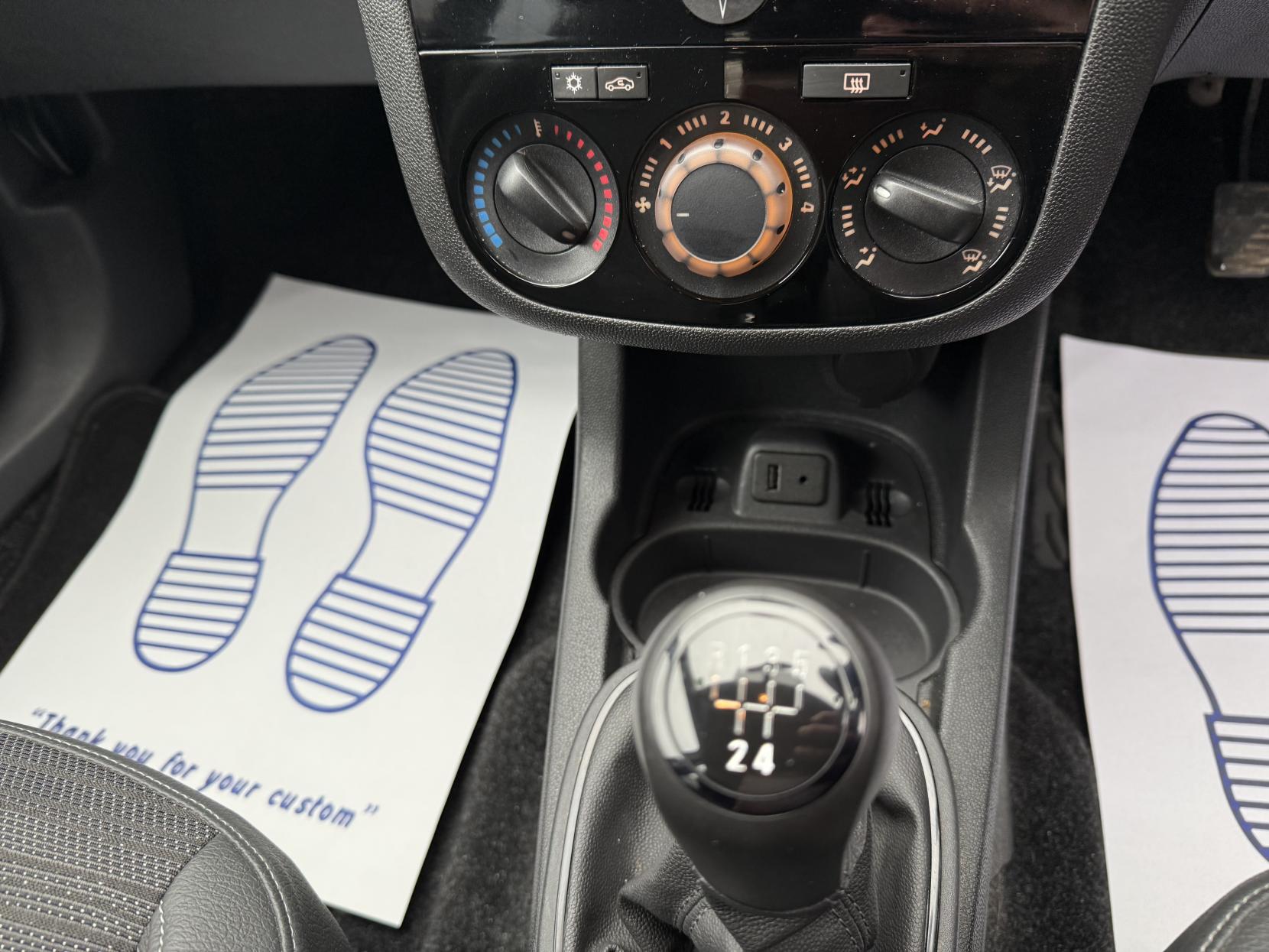 Vauxhall Corsa 1.2 16V Excite Hatchback 5dr Petrol Manual Euro 5 (A/C) (85 ps)