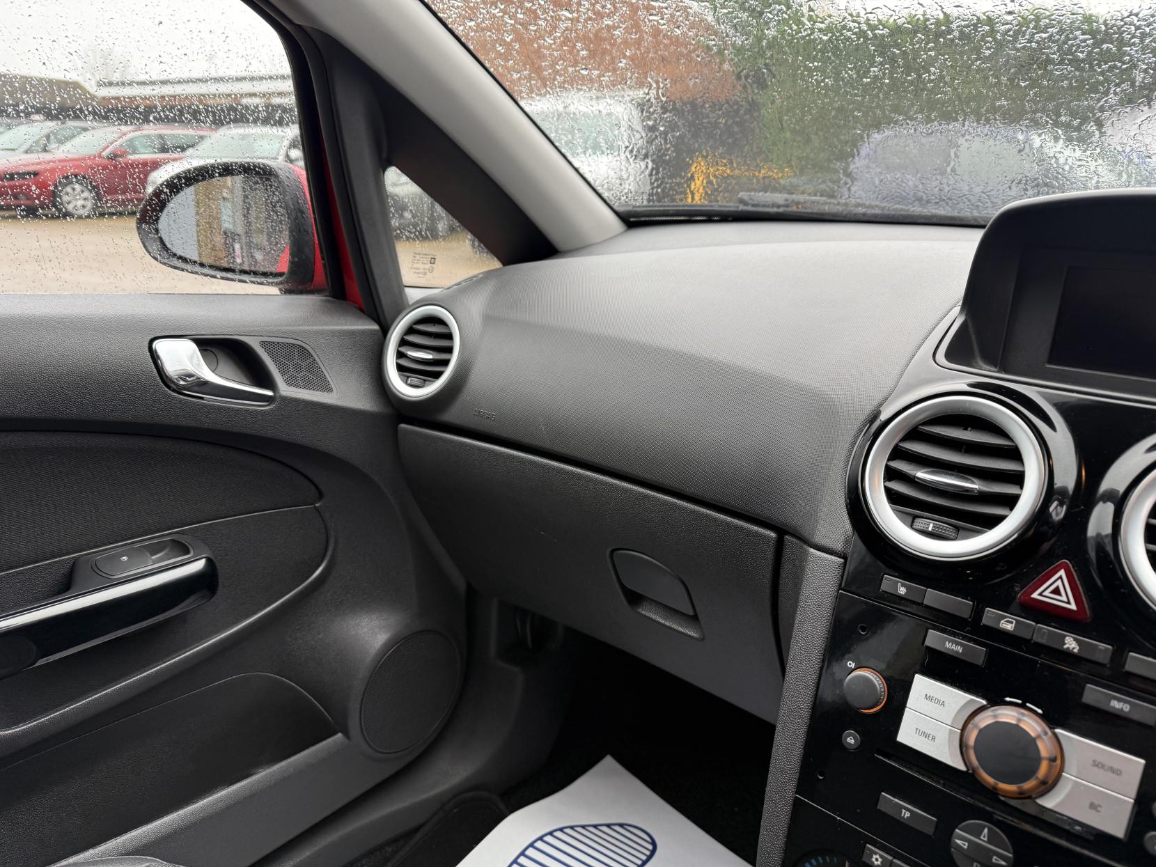 Vauxhall Corsa 1.2 16V Excite Hatchback 5dr Petrol Manual Euro 5 (A/C) (85 ps)