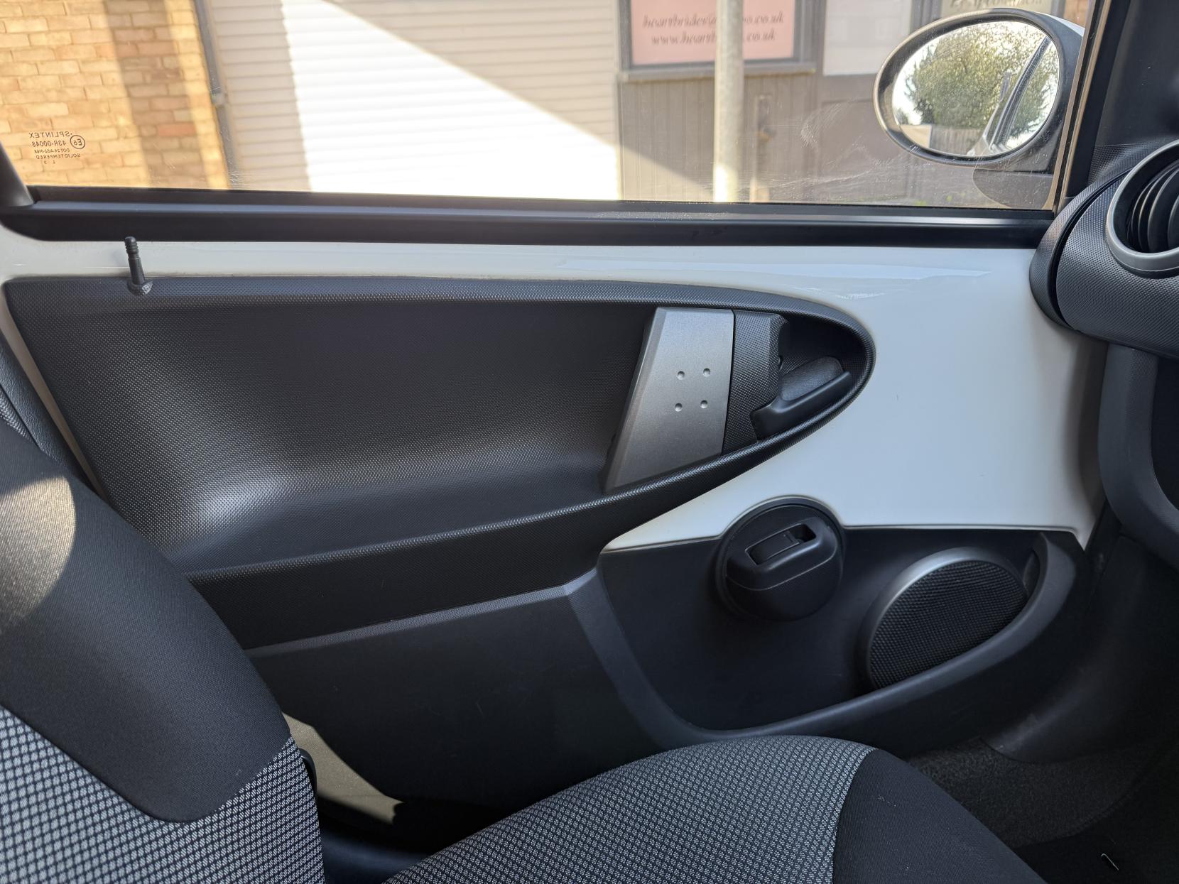 Toyota AYGO 1.0 VVT-i Move Hatchback 5dr Petrol Manual Euro 5 (68 ps)