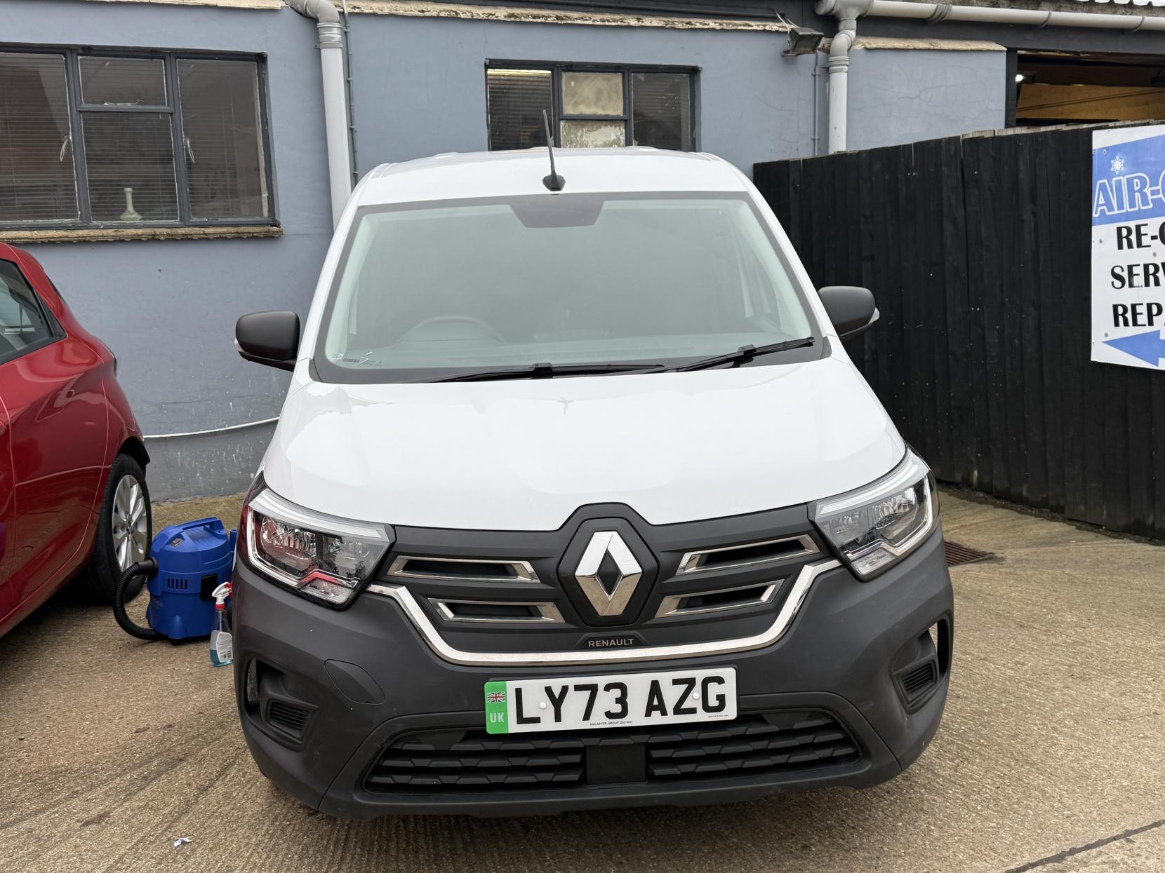 Renault Kangoo E-Tech ML19 45kWh Start Panel Van 6dr Electric Auto MWB (120 ps)