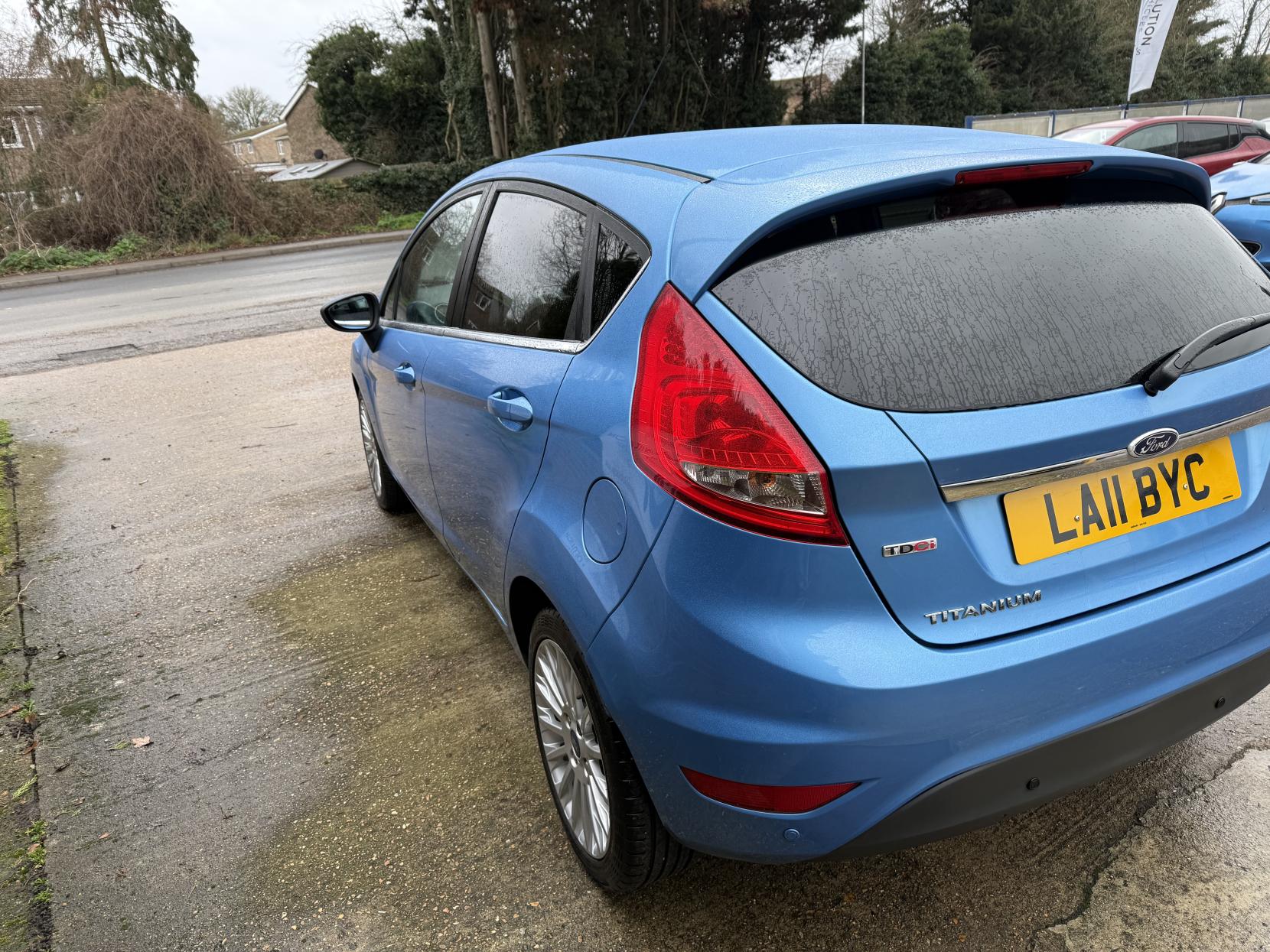 Ford Fiesta 1.6 TDCi DPF Titanium Hatchback 5dr Diesel Manual (107 g/km, 94 bhp)