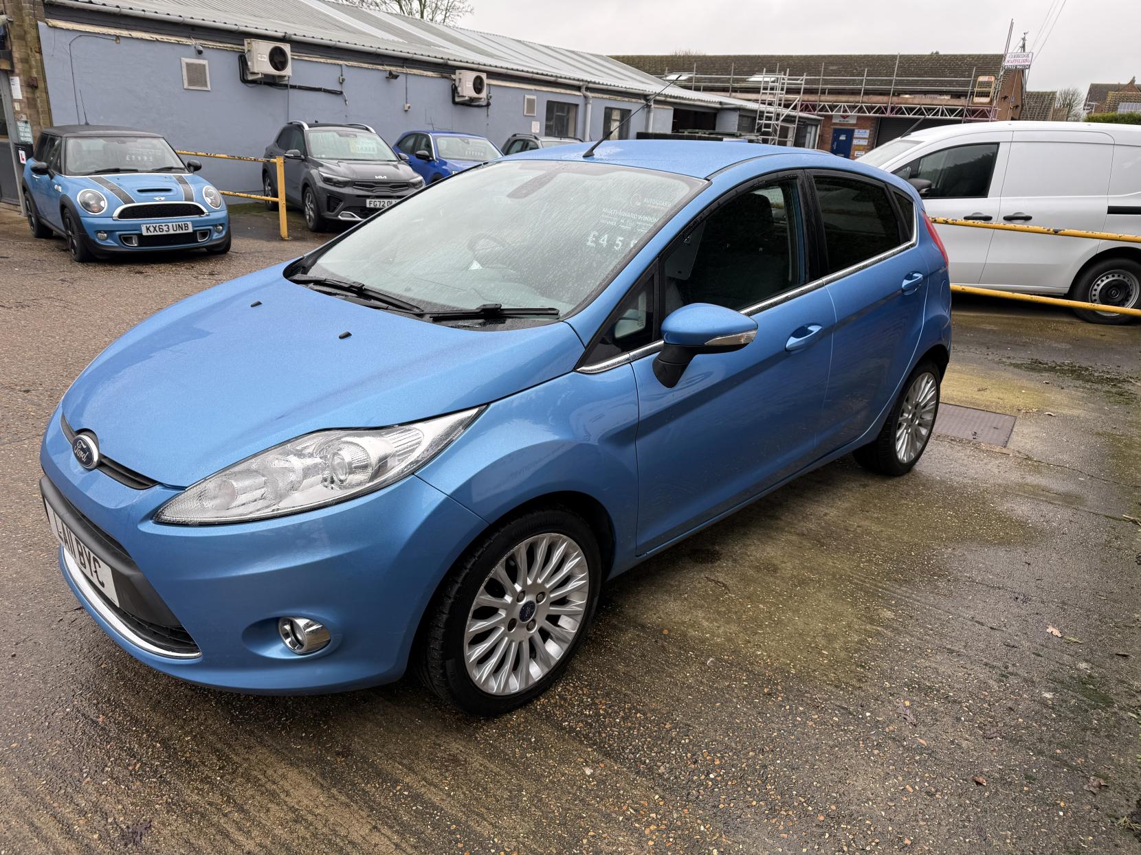 Ford Fiesta 1.6 TDCi DPF Titanium Hatchback 5dr Diesel Manual (107 g/km, 94 bhp)