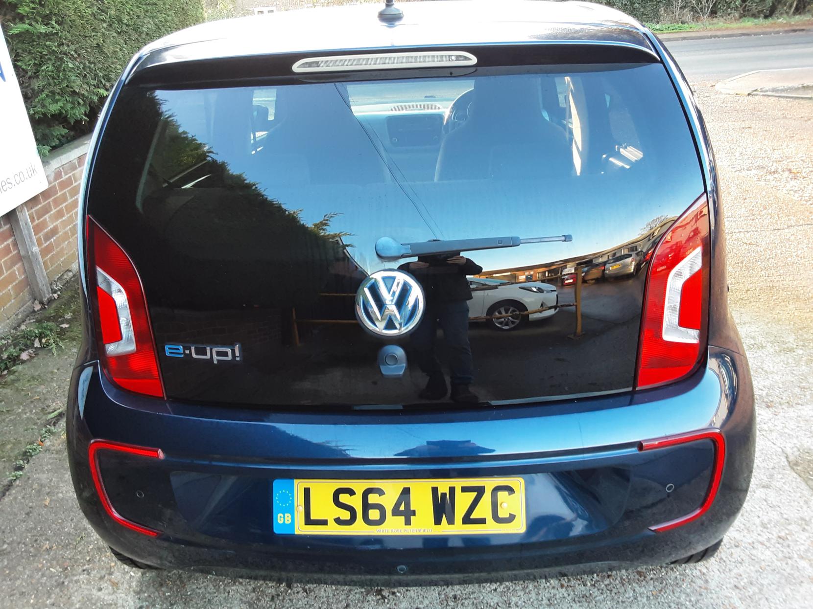 Volkswagen e-up! 18.7kWh e-up! Hatchback 5dr Electric Auto (82 ps)