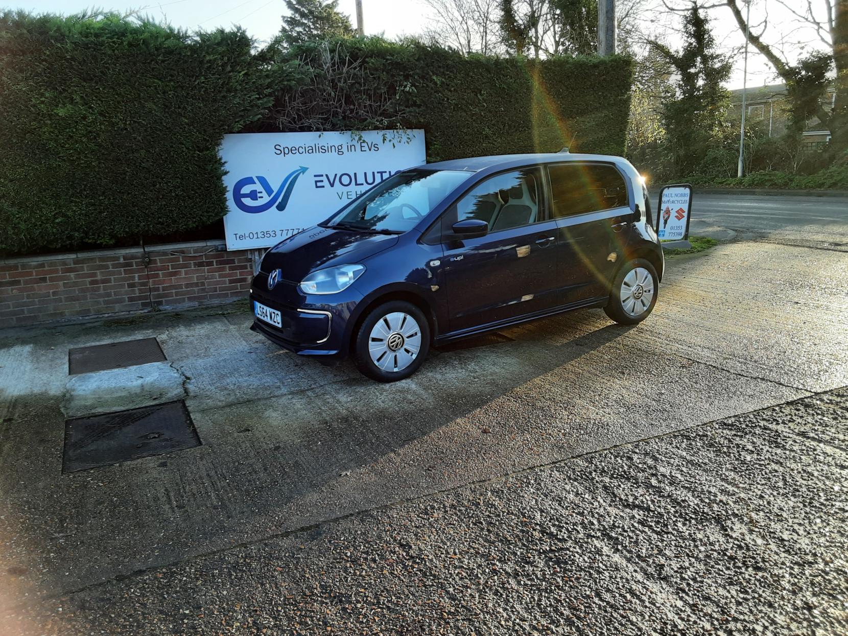 Volkswagen e-up! 18.7kWh e-up! Hatchback 5dr Electric Auto (82 ps)