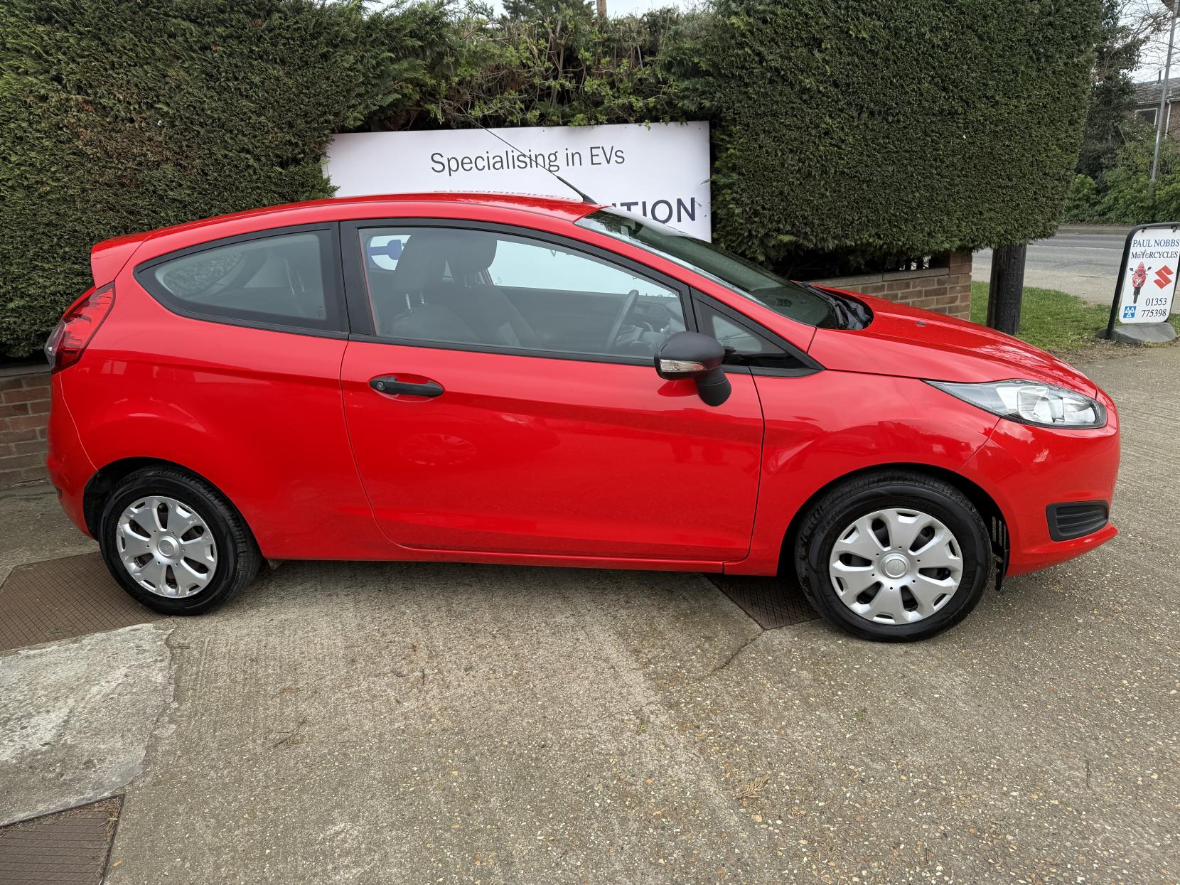 Ford Fiesta 1.25 Studio Hatchback 3dr Petrol Manual Euro 5 (60 ps)