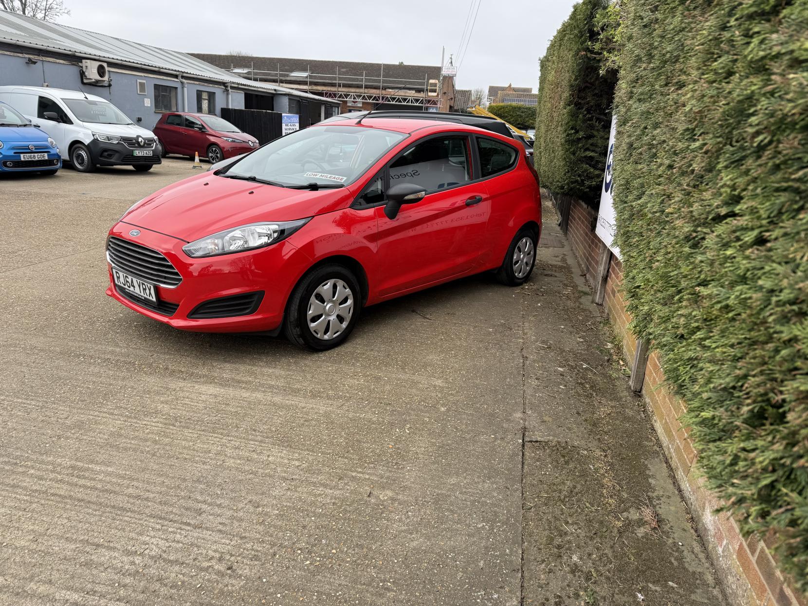 Ford Fiesta 1.25 Studio Hatchback 3dr Petrol Manual Euro 5 (60 ps)