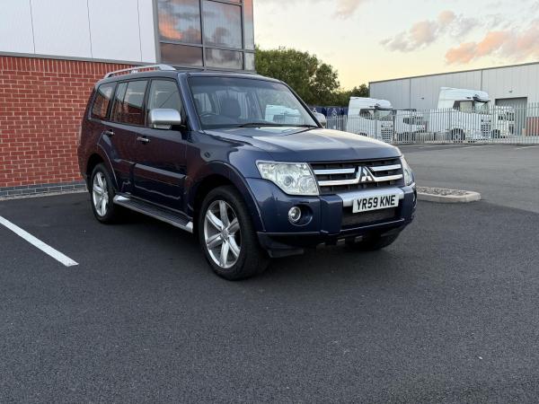 Mitsubishi Shogun 3.2 DI-DC Diamond SUV 5dr Diesel Auto 4WD Euro 4 LWB (168 ps)