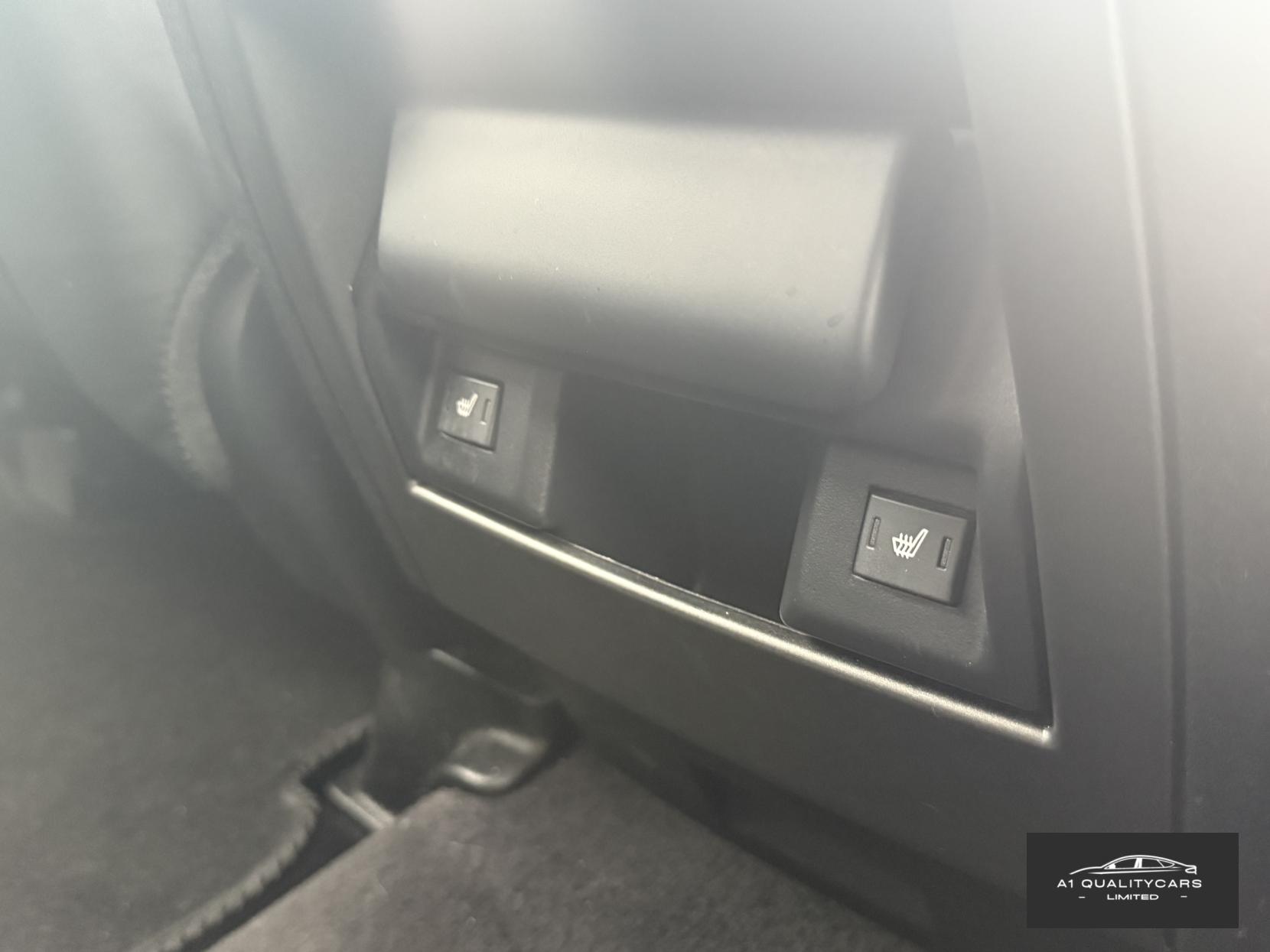 Land Rover Range Rover Sport 3.0 SD V6 HSE SUV 5dr Diesel Auto 4WD Euro 5 (255 bhp)