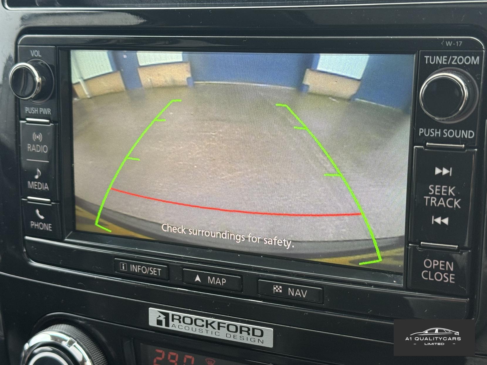 Mitsubishi Shogun 3.2 DI-DC SG3 SUV 5dr Diesel Auto 4WD Euro 6 LWB (187 ps)