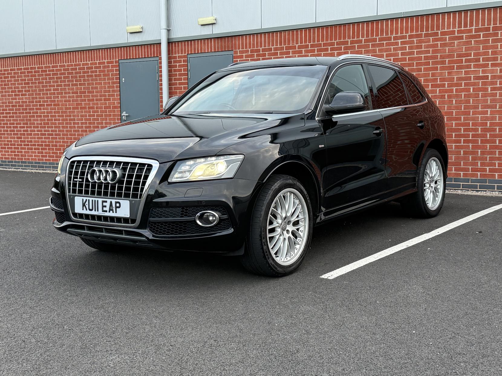 Audi Q5 2.0 TDI S line SUV 5dr Diesel S Tronic quattro Euro 5 (170 ps)