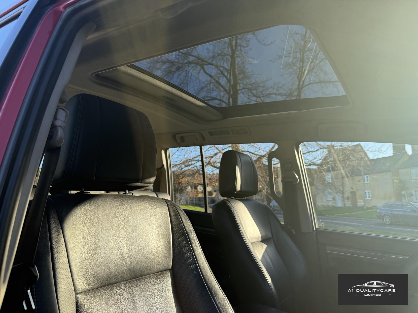 Mitsubishi Shogun 3.2 DI-DC Elegance SUV 5dr Diesel Auto 4WD Euro 5 LWB (197 ps)