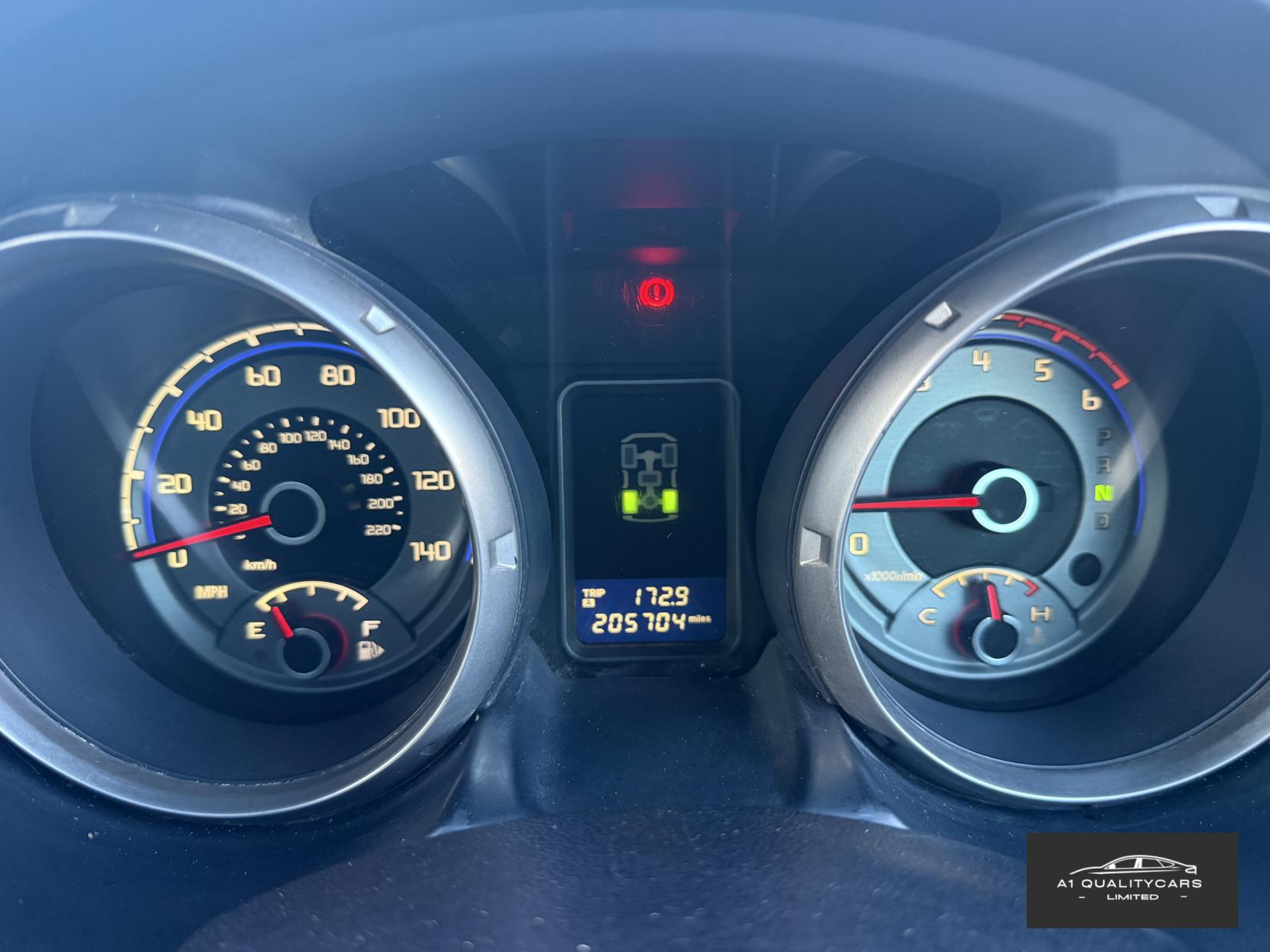 Mitsubishi Shogun 3.2 DI-DC Elegance SUV 5dr Diesel Auto 4WD Euro 5 LWB (197 ps)