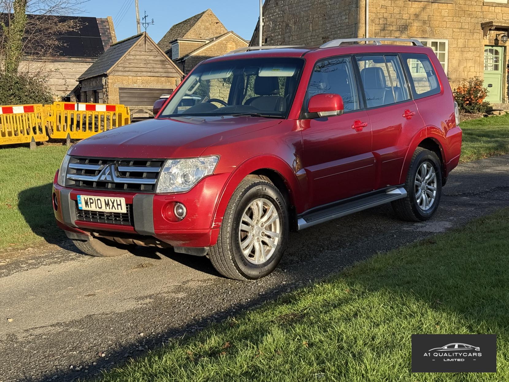 Mitsubishi Shogun 3.2 DI-DC Elegance SUV 5dr Diesel Auto 4WD Euro 5 LWB (197 ps)