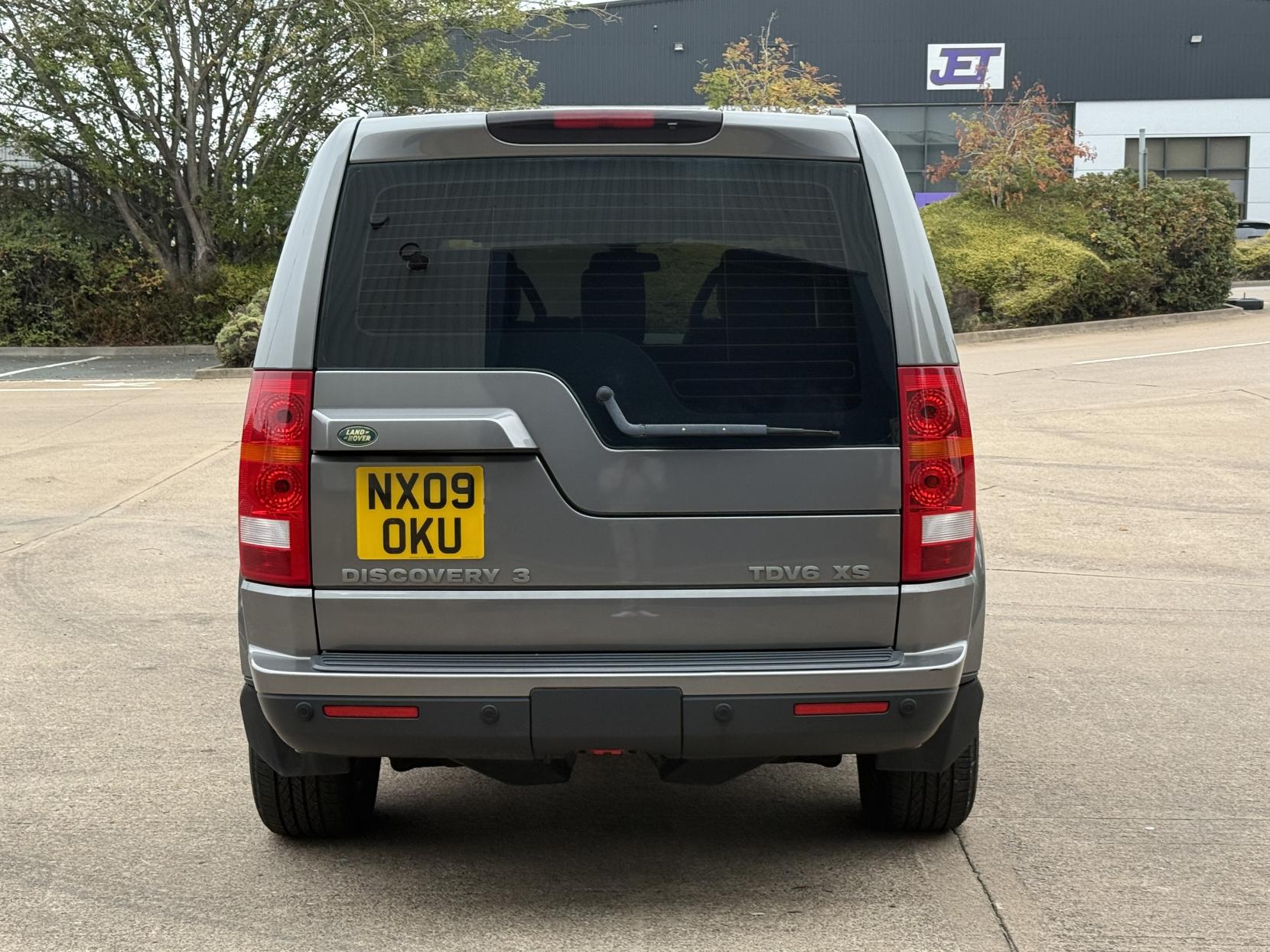 Land Rover Discovery 3 2.7 TD V6 XS Station Wagon 5dr Diesel Manual (244 g/km, 190 bhp)