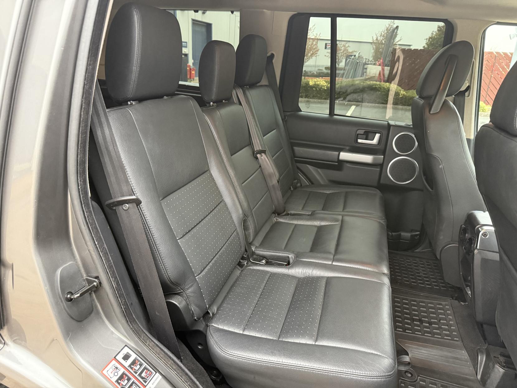 Land Rover Discovery 3 2.7 TD V6 XS Station Wagon 5dr Diesel Manual (244 g/km, 190 bhp)