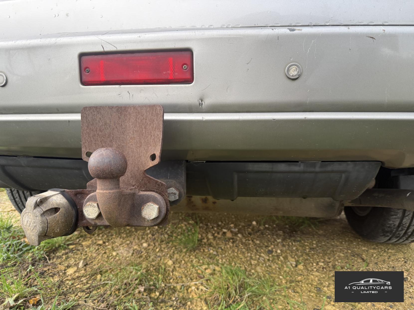 Nissan X-Trail 2.5i SVE SUV 5dr Petrol Manual (226 g/km, 165 bhp)