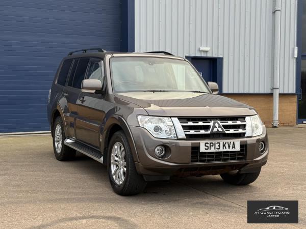 Mitsubishi Shogun 3.2 DI-DC SG3 SUV 5dr Diesel Auto 4WD Euro 5 LWB (197 ps)