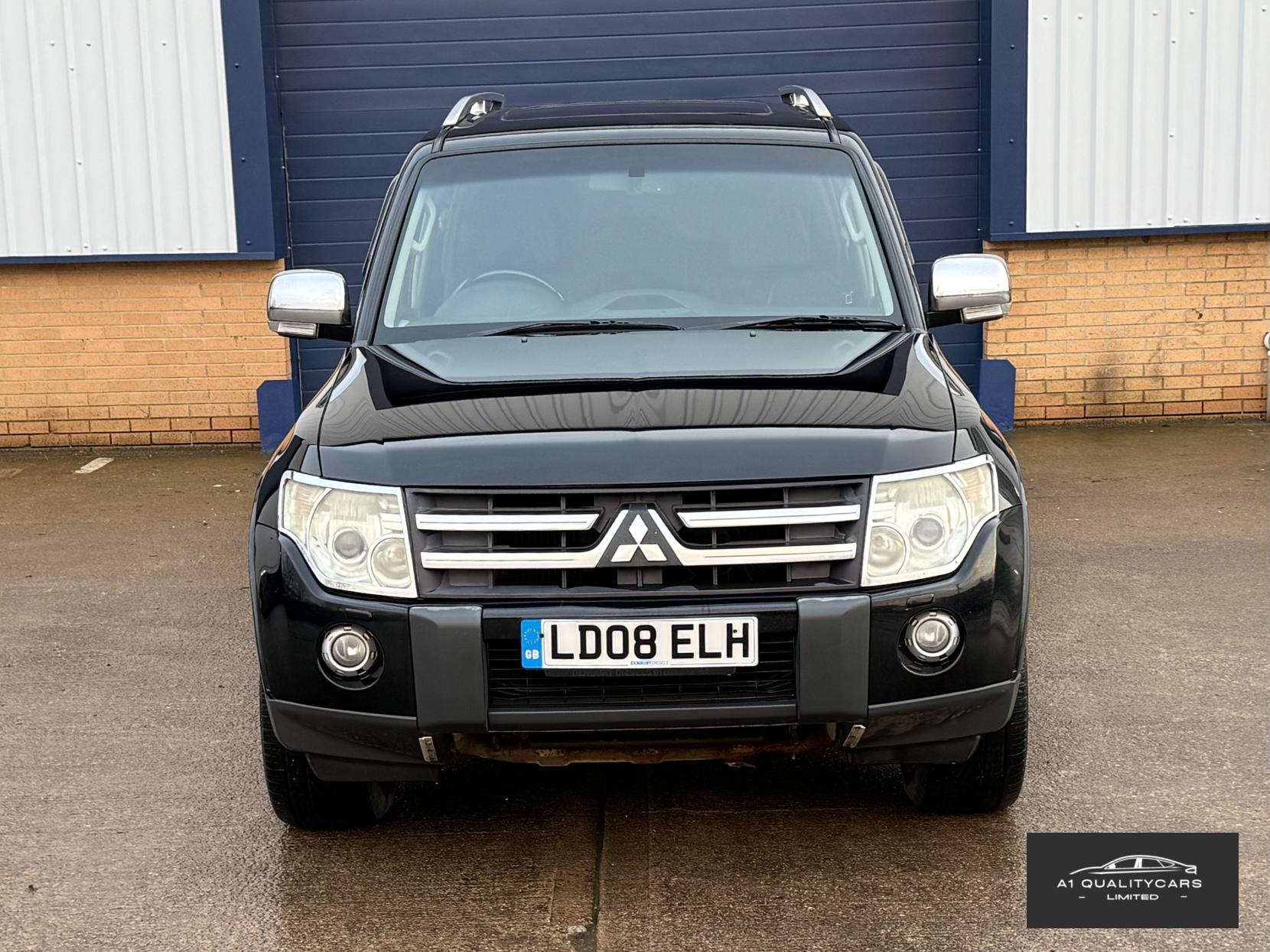 Mitsubishi Shogun 3.2 DI-DC Elegance SUV 5dr Diesel Auto 4WD Euro 4 LWB (168 ps)