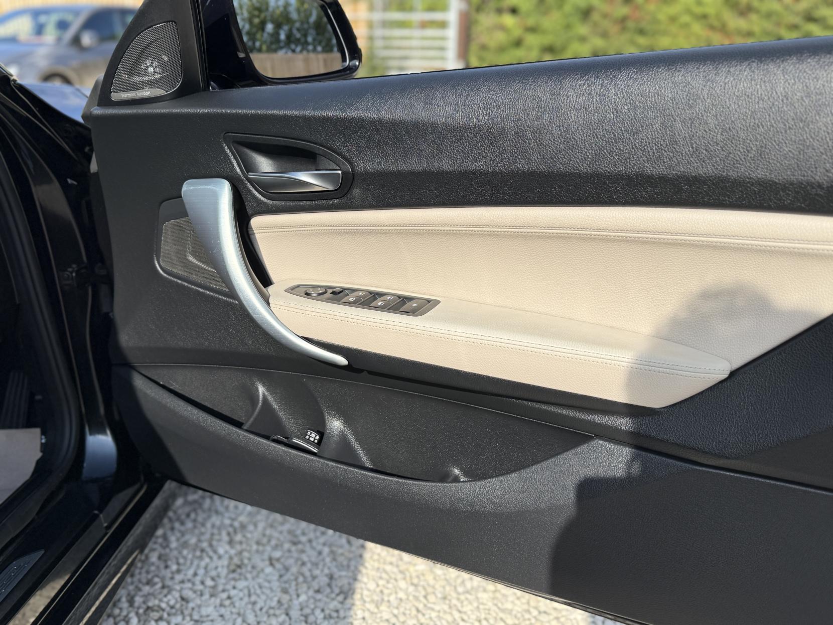 BMW 2 Series 2.0 220i M Sport Convertible 2dr Petrol Auto Euro 6 (s/s) (184 ps)