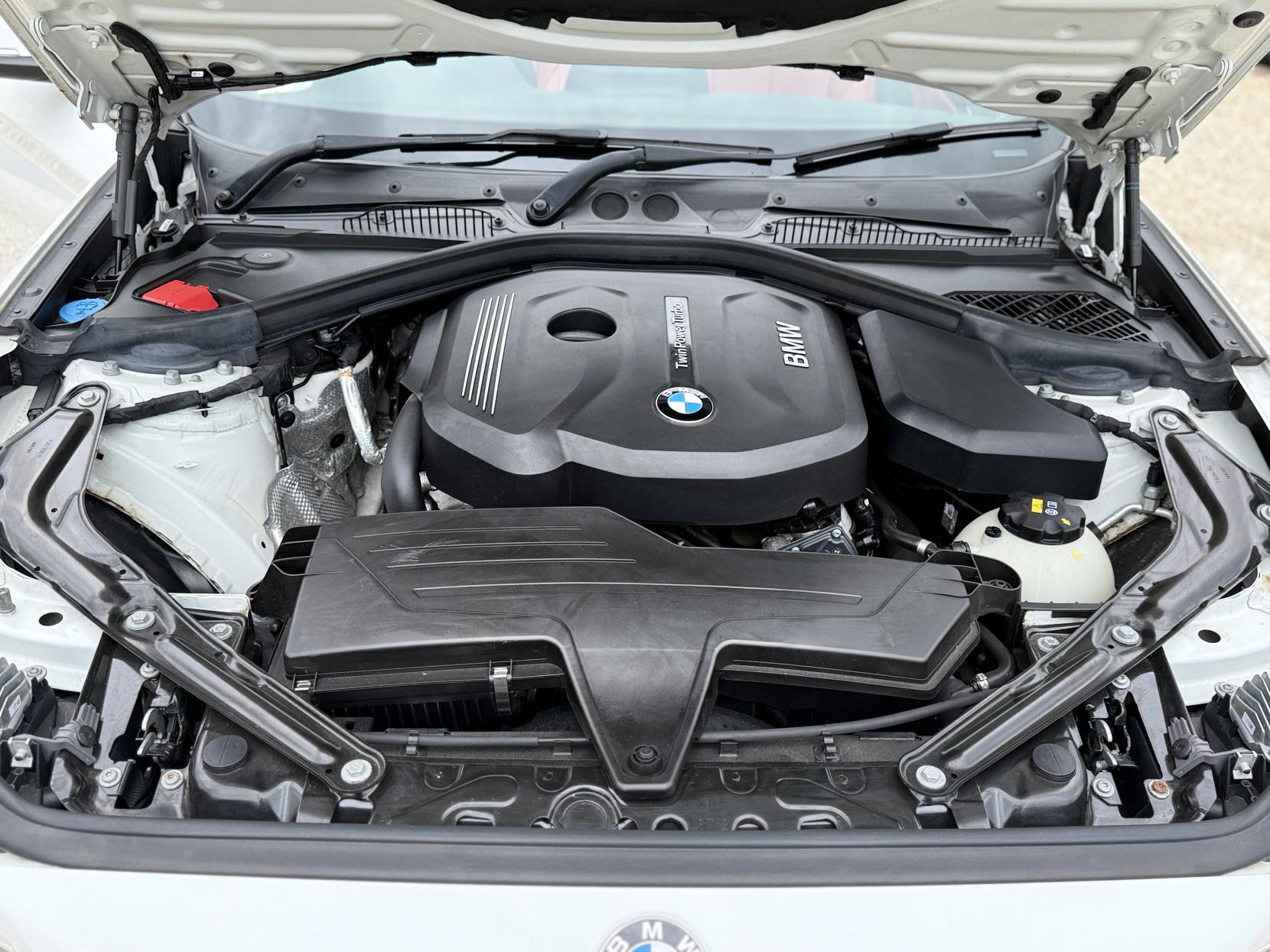 BMW 2 Series 1.5 218i Sport Convertible 2dr Petrol Auto Euro 6 (s/s) (136 ps)